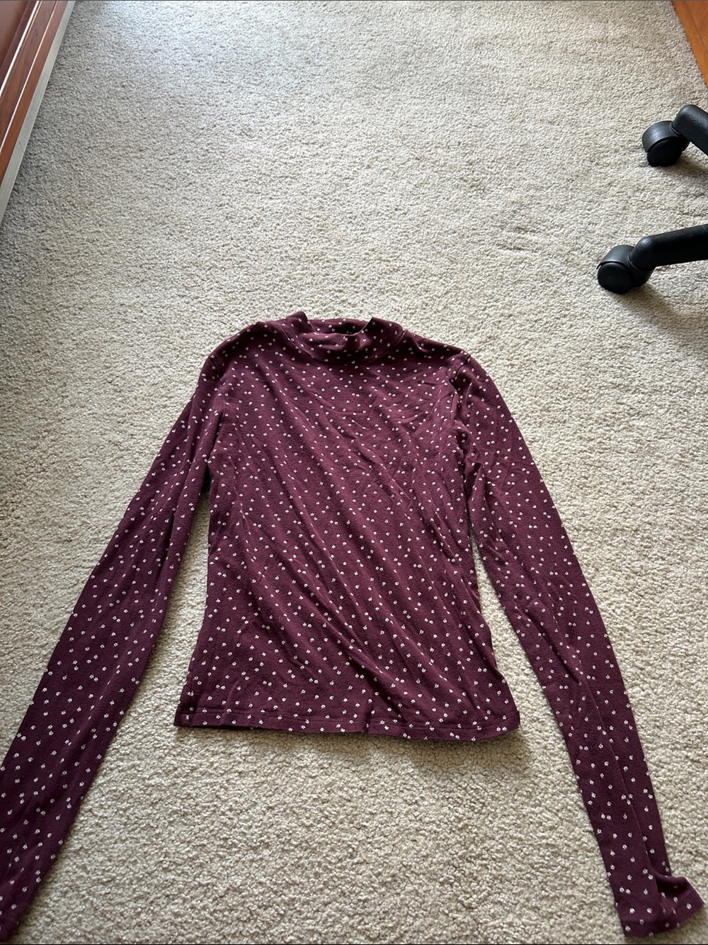 Aeropostale Burgundy Long-Sleeve Mock Neck Top with flower Pattern